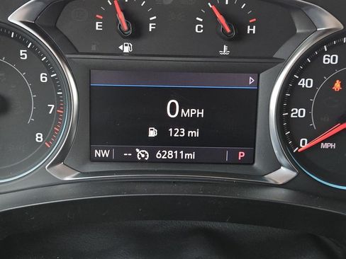 Used 2022 Chevrolet Traverse LT w/ LPO, Floor Liner Package FWD image 25