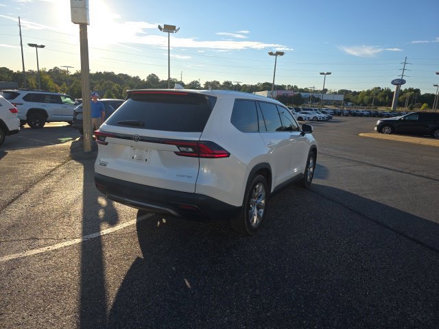Used 2025 Toyota Grand Highlander AWD Hybrid image 3