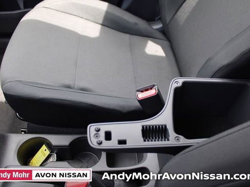 New 2025 Nissan Kicks Play S image 25