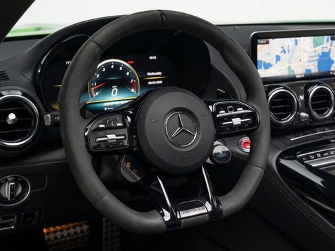Used 2020 Mercedes-Benz AMG GT R image 24