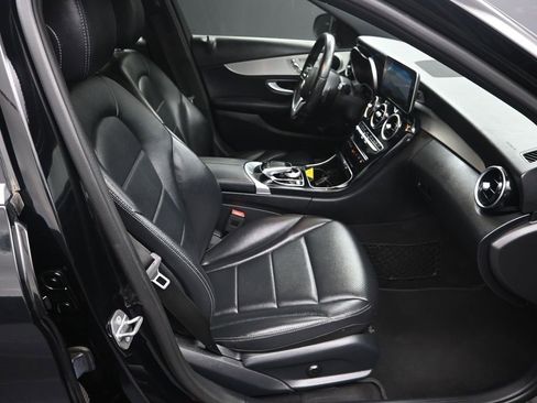 Used 2020 Mercedes-Benz C 300 4MATIC Sedan image 36