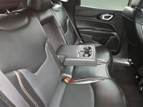 Used 2023 Jeep Compass Limited image 29
