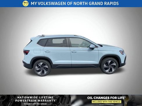 New 2026 Volkswagen Taos SE AWD/4WD image 25