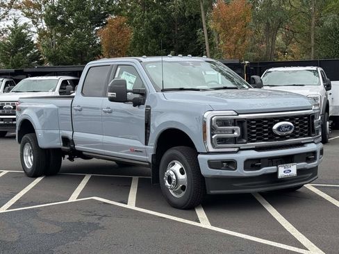 New 2026 Ford F350 Platinum AWD/4WD image 1