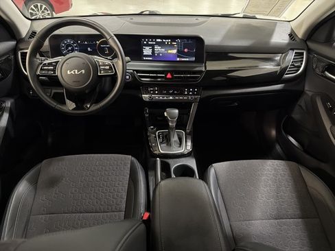 Used 2024 Kia Seltos S FWD image 25
