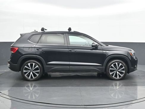 Used 2022 Volkswagen Taos SE image 7