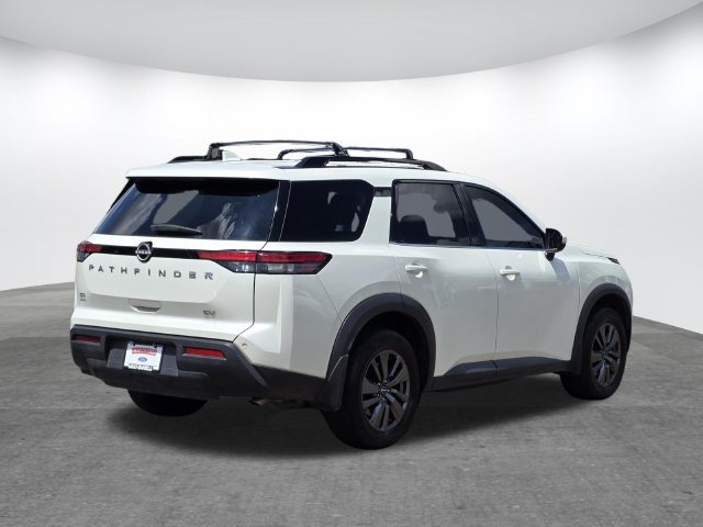 Used 2022 Nissan Pathfinder SV FWD image 4