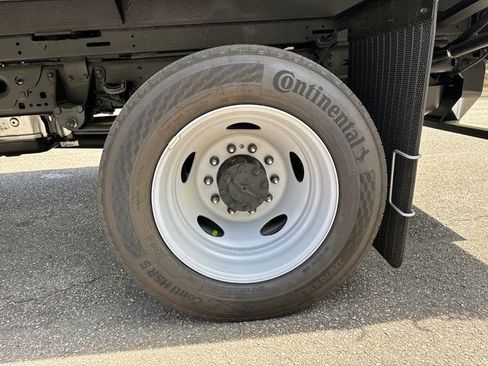 New 2026 Ford F450 XL w/ XL Chrome Package image 19