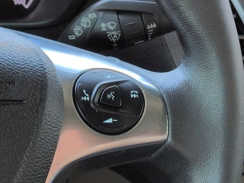 Used 2020 Ford Transit Connect XLT image 24