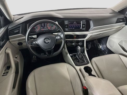 Used 2019 Volkswagen Jetta SE FWD image 17