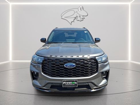 Used 2025 Ford Explorer ST-Line AWD/4WD image 7