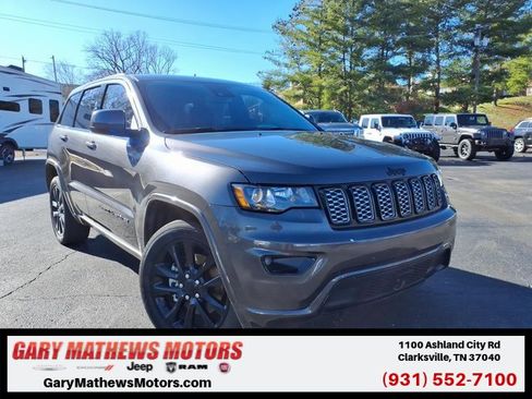 Used 2021 Jeep Grand Cherokee Laredo X image 1