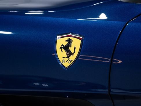 Used 2020 Ferrari Portofino RWD image 63