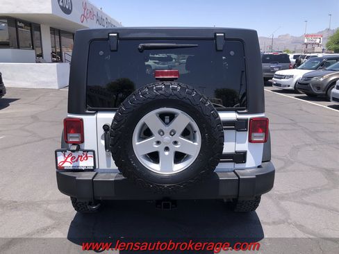 Used 2016 Jeep Wrangler Unlimited Sport w/ Quick Order Package 24S AWD/4WD image 7