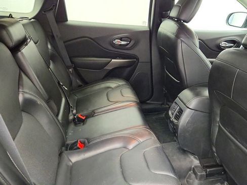 Used 2020 Jeep Cherokee Limited image 21