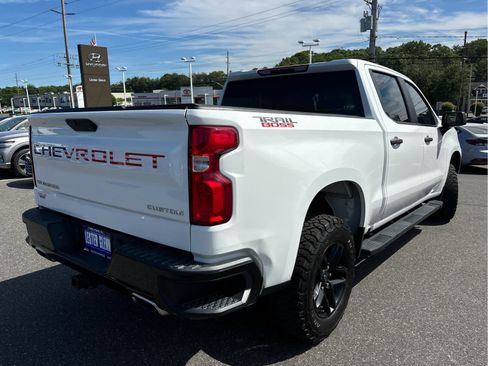 Used 2020 Chevrolet Silverado 1500 Custom Trail Boss w/ Custom Convenience Package AWD/4WD image 27