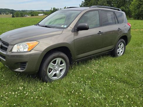 Used 2012 Toyota RAV4 4WD w/ Value Pkg image 11