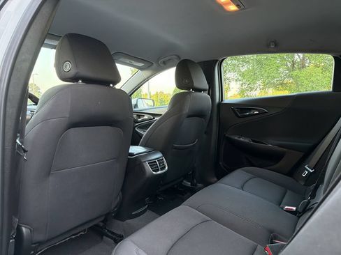 Used 2023 Chevrolet Malibu LT FWD image 10