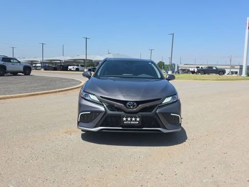 Used 2024 Toyota Camry XSE FWD image 3