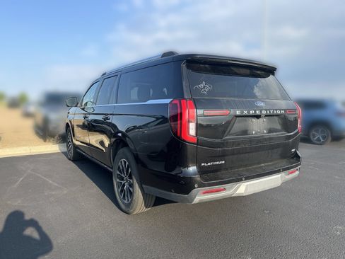 Used 2025 Ford Expedition Max Platinum AWD/4WD image 4