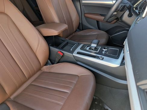 Used 2018 Audi Q5 2.0T Premium Plus w/ Premium Plus Package image 22