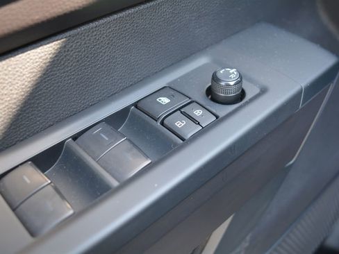 Used 2023 Toyota Tundra SR5 w/ SR5 Convenience Package AWD/4WD image 8