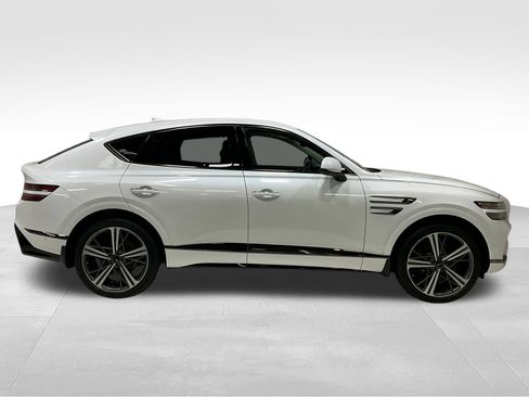 Used 2025 Genesis GV80 3.5T e-SC AWD/4WD image 4