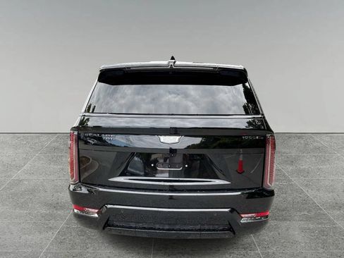 New 2026 Cadillac Escalade IQL Sport 1 w/ LPO, ONYX Package AWD/4WD image 4