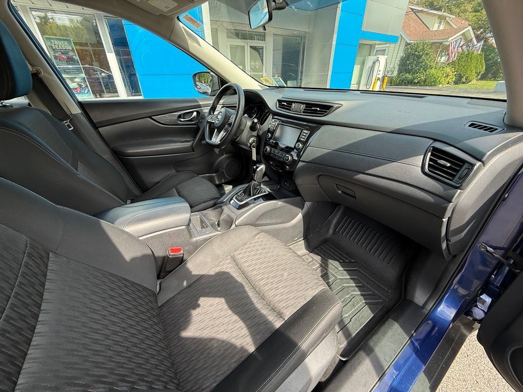 Used 2018 Nissan Rogue S FWD image 34