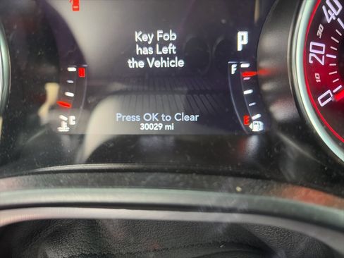 Used 2023 Dodge Challenger SXT image 16