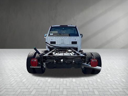 New 2025 Ford F550 XL image 5