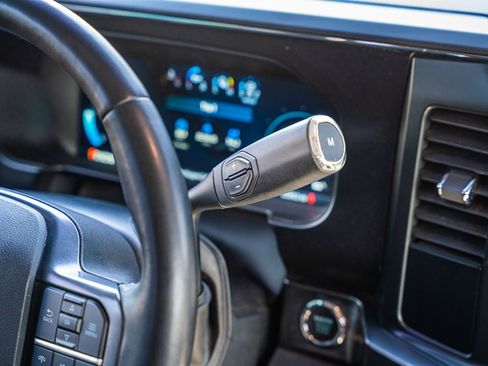 Certified 2023 Ford F250 Lariat w/ Sport Appearance Package image 28