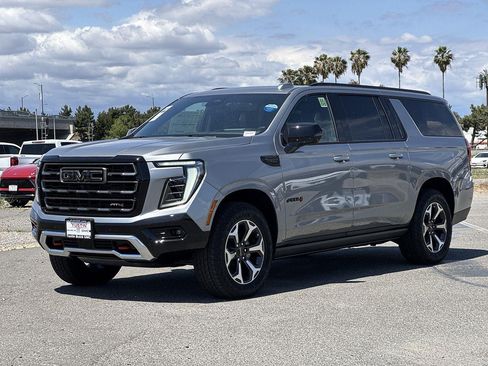 New 2026 GMC Yukon XL AT4 Ultimate AWD/4WD image 6