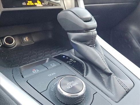 Used 2024 Toyota RAV4 LE image 12