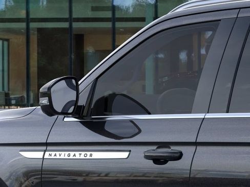 New 2026 Lincoln Navigator Premiere AWD/4WD image 20