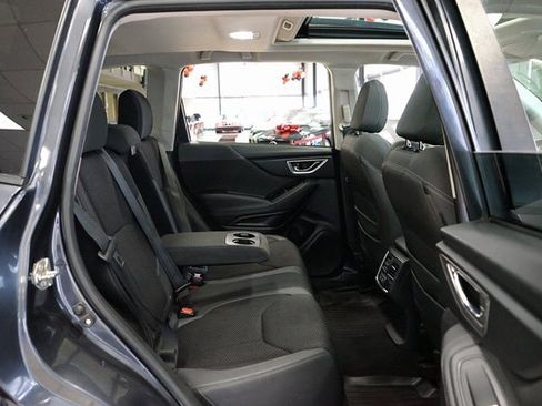 Used 2019 Subaru Forester Premium image 13