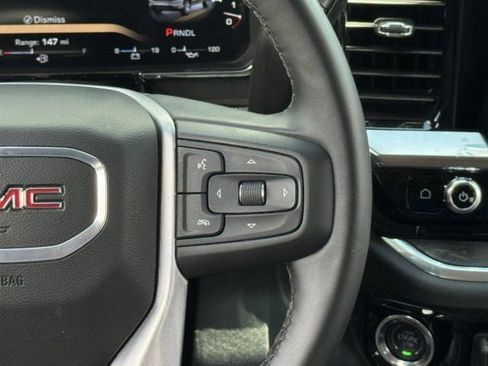 Used 2026 GMC Sierra 1500 SLT AWD/4WD image 19