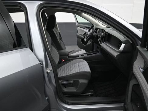 New 2026 Volkswagen Tiguan S image 14