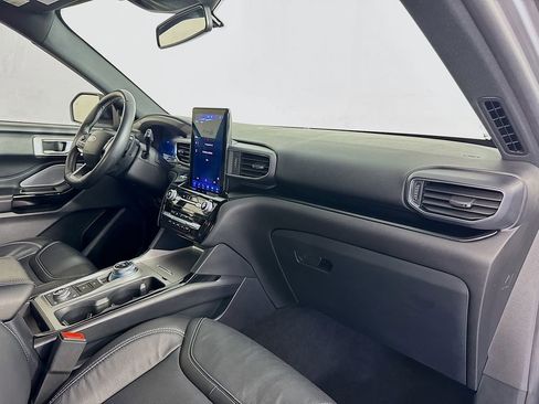 Used 2021 Ford Explorer ST w/ Equipment Group 401A image 34