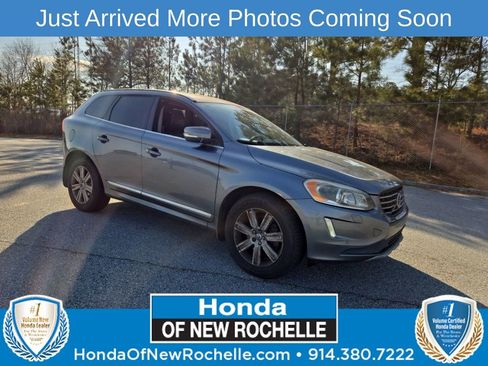 Used 2017 Volvo XC60 T5 Inscription w/ Preferred Option Package image 1