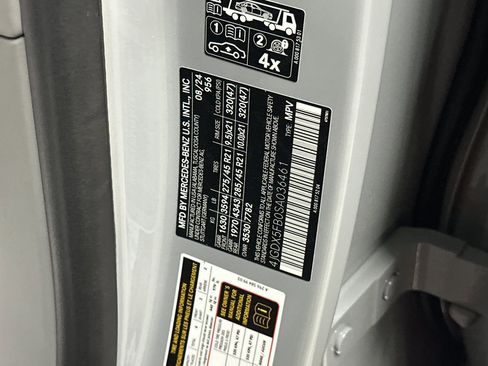 New 2025 Mercedes-Benz Maybach EQS 680 4MATIC image 19