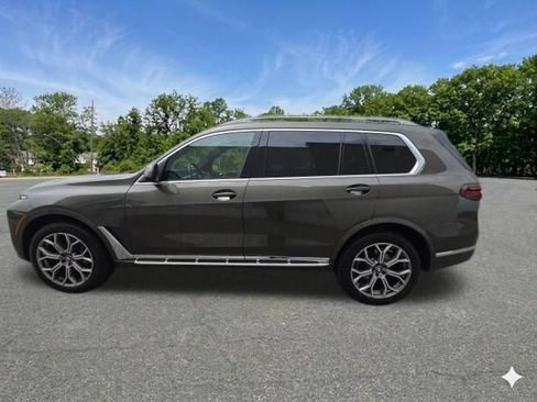 Used 2023 BMW X7 xDrive40i AWD/4WD image 9