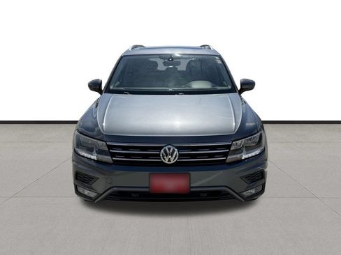 Used 2019 Volkswagen Tiguan SEL FWD image 2