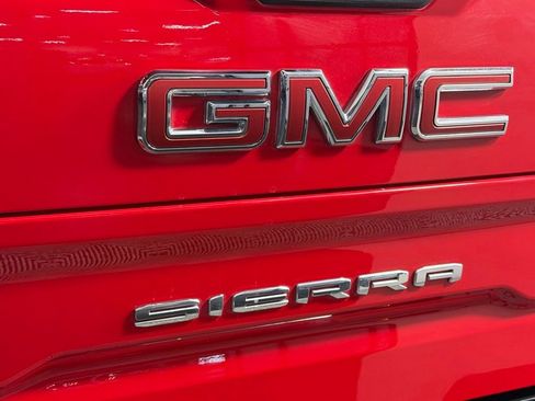 Used 2024 GMC Sierra 1500 Elevation w/ X31 Off-Road Package AWD/4WD image 15