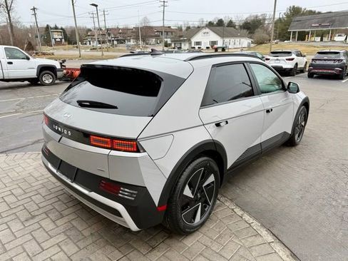 Used 2025 Hyundai Ioniq 5 SEL image 7