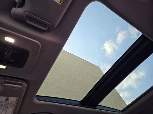 Used 2022 Toyota Camry XSE w/ Navigation Package image 25