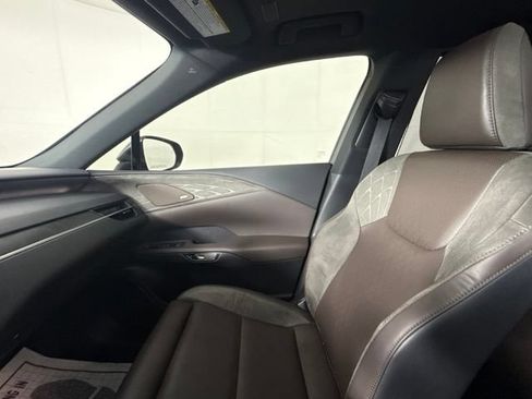 Used 2025 Lexus RX 350 w/ Convenience Package AWD/4WD image 25