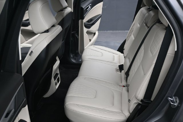 Certified 2024 Ford Edge Titanium AWD/4WD image 5