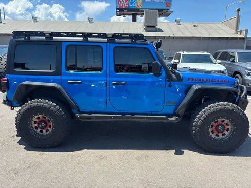 Used 2023 Jeep Wrangler Unlimited Rubicon w/ LED Lighting Group AWD/4WD image 8