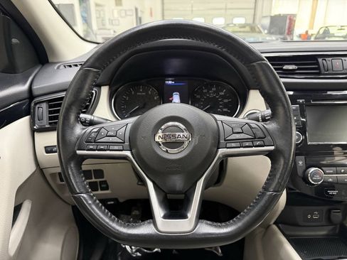 Used 2019 Nissan Rogue Sport FWD image 23